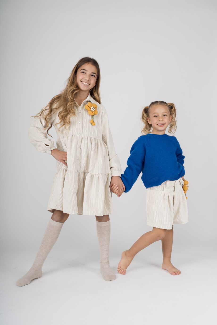 Shop Online Pantaloncino in velluto panna con spilla Souvenir Kids