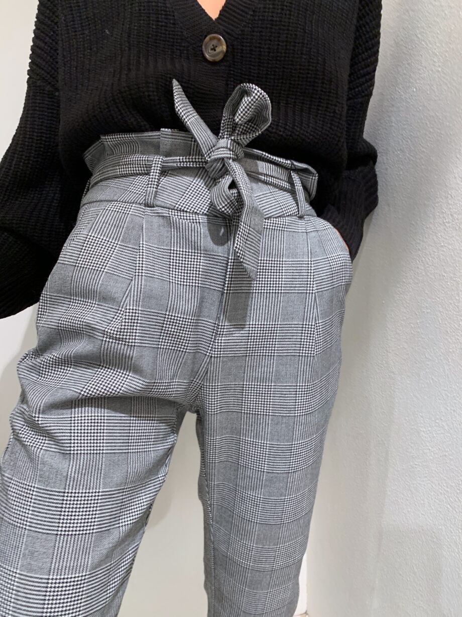 Shop Online Pantalone in tessuto a quadri con cintura Vero Moda