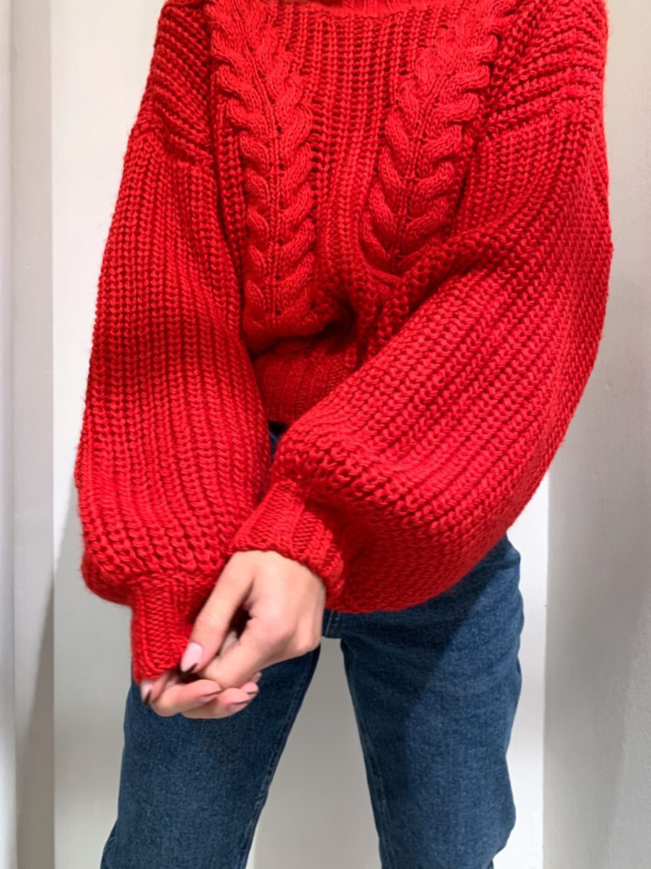 Shop Online Maglione rosso maniche palloncino Vero Moda