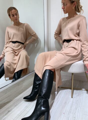 Shop Online Vestito lungo in maglia beige So Allure