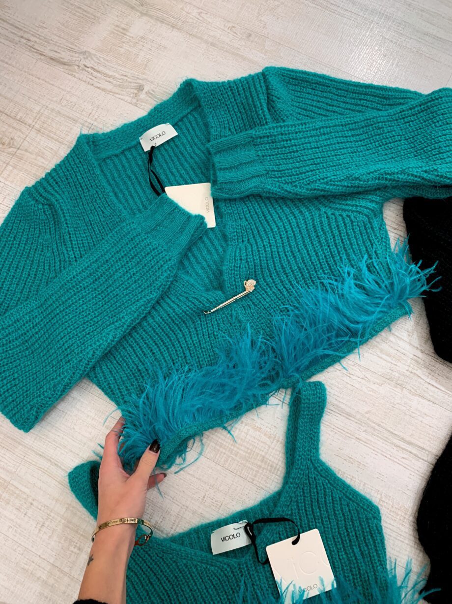 Shop Online Cardigan crop verde smeraldo con piume Vicolo