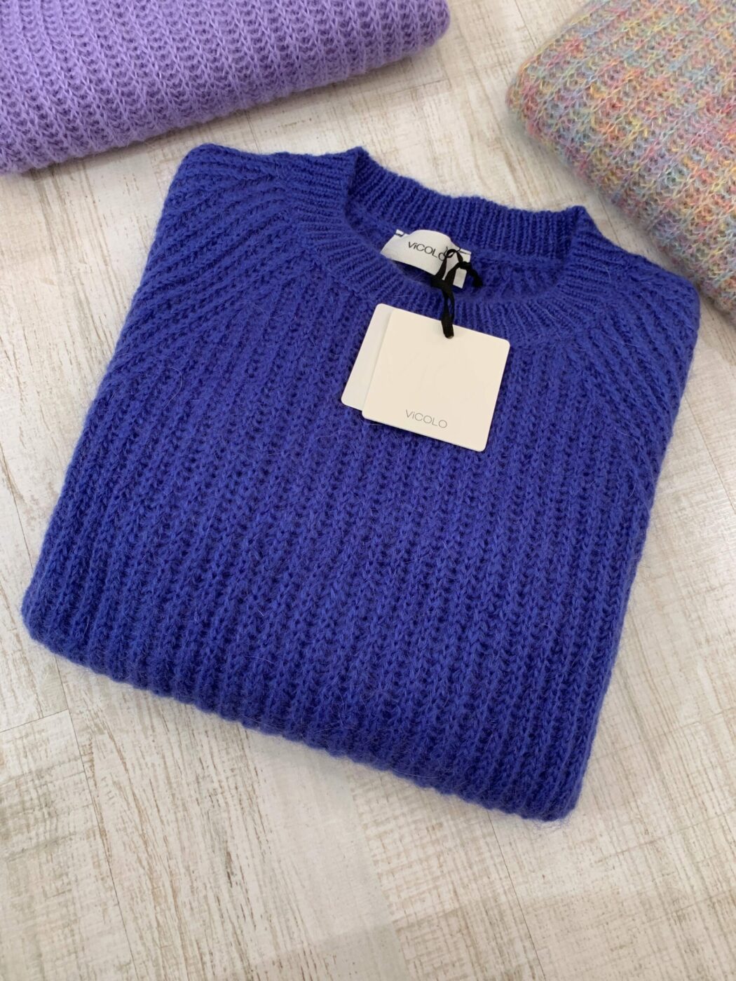 Maglioncino girocollo in mohair viola Vicolo Scintille Store