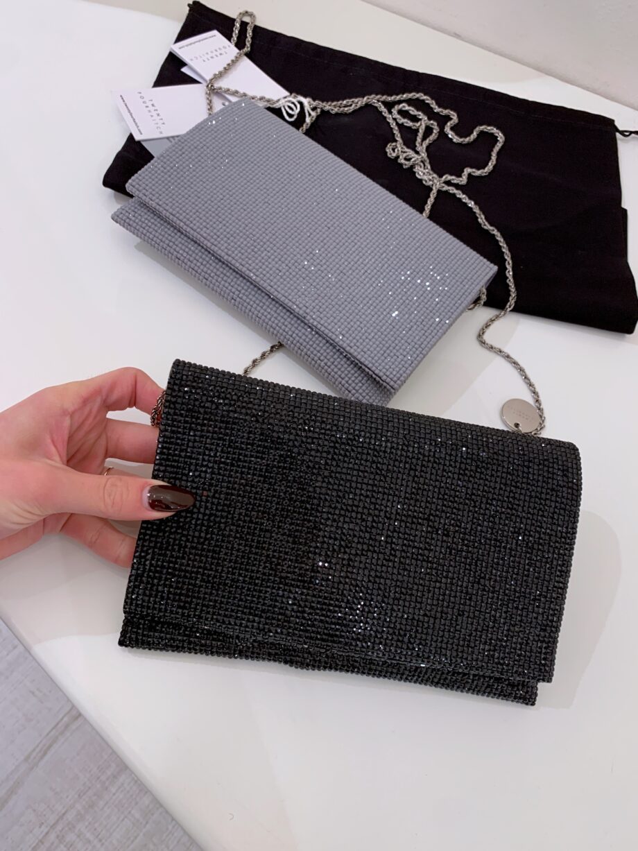 Shop Online Mini pochette nera con pietrine Twentyforhaitch