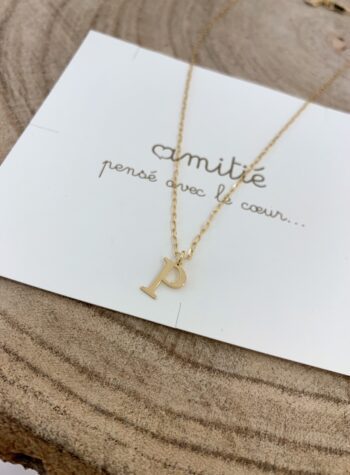 Shop Online Collana in argento 925 con charm lettera V Amitié