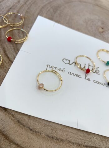 Shop Online Anello in filo oro con perlina rossa Amatié