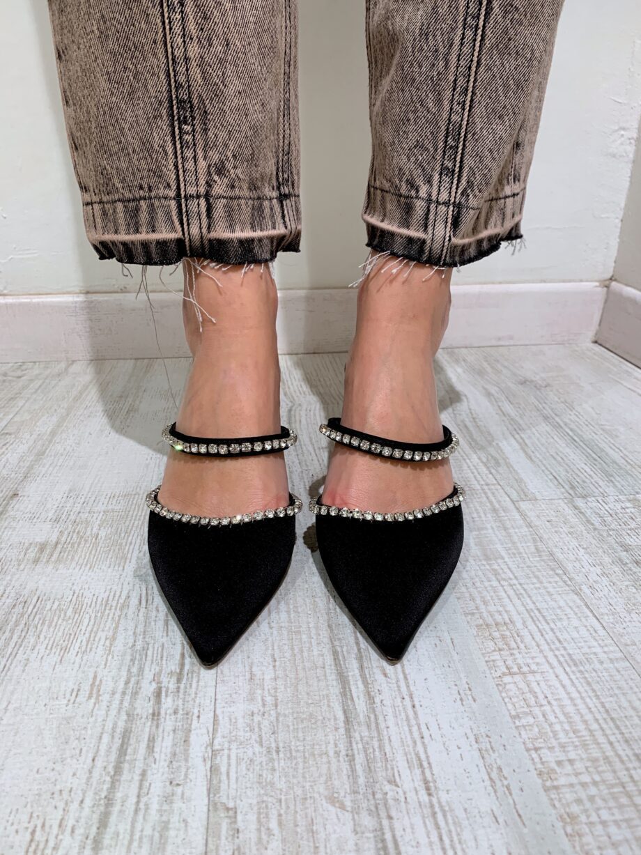 Shop Online Sabot mules Ioana nero Twentyfourhaitch