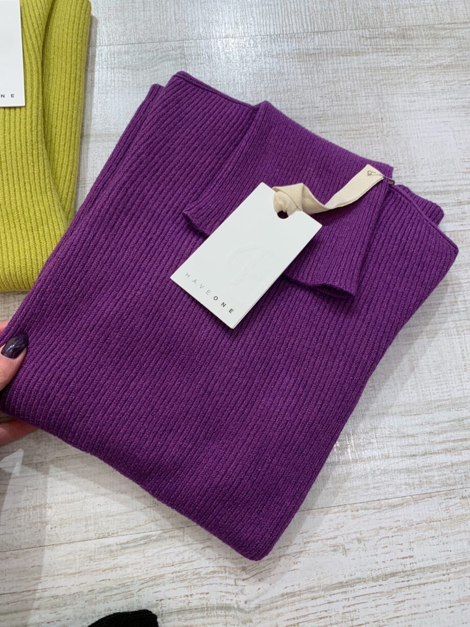 Shop Online Dolcevita a costine viola HaveOne