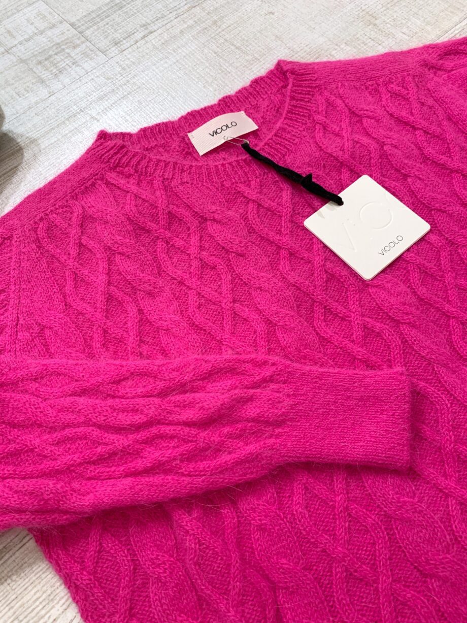 Shop Online Pull girocollo a trecce fucsia Vicolo