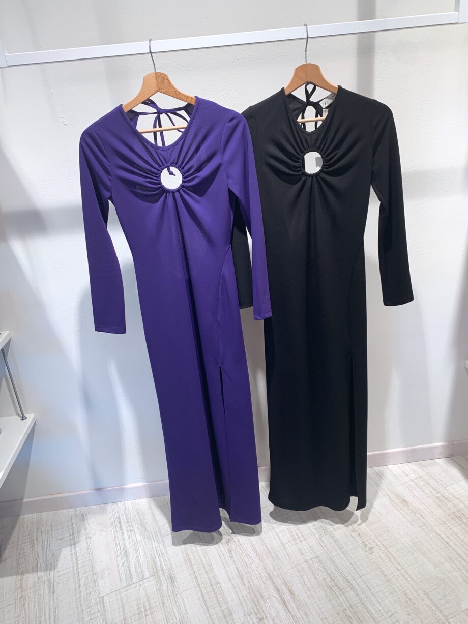 Shop Online Vestito lungo viola con spacco e foro sul davanti HaveOne
