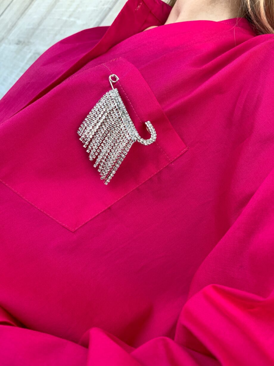 Shop Online Camicia in cotone fucsia con spilla strass Have One