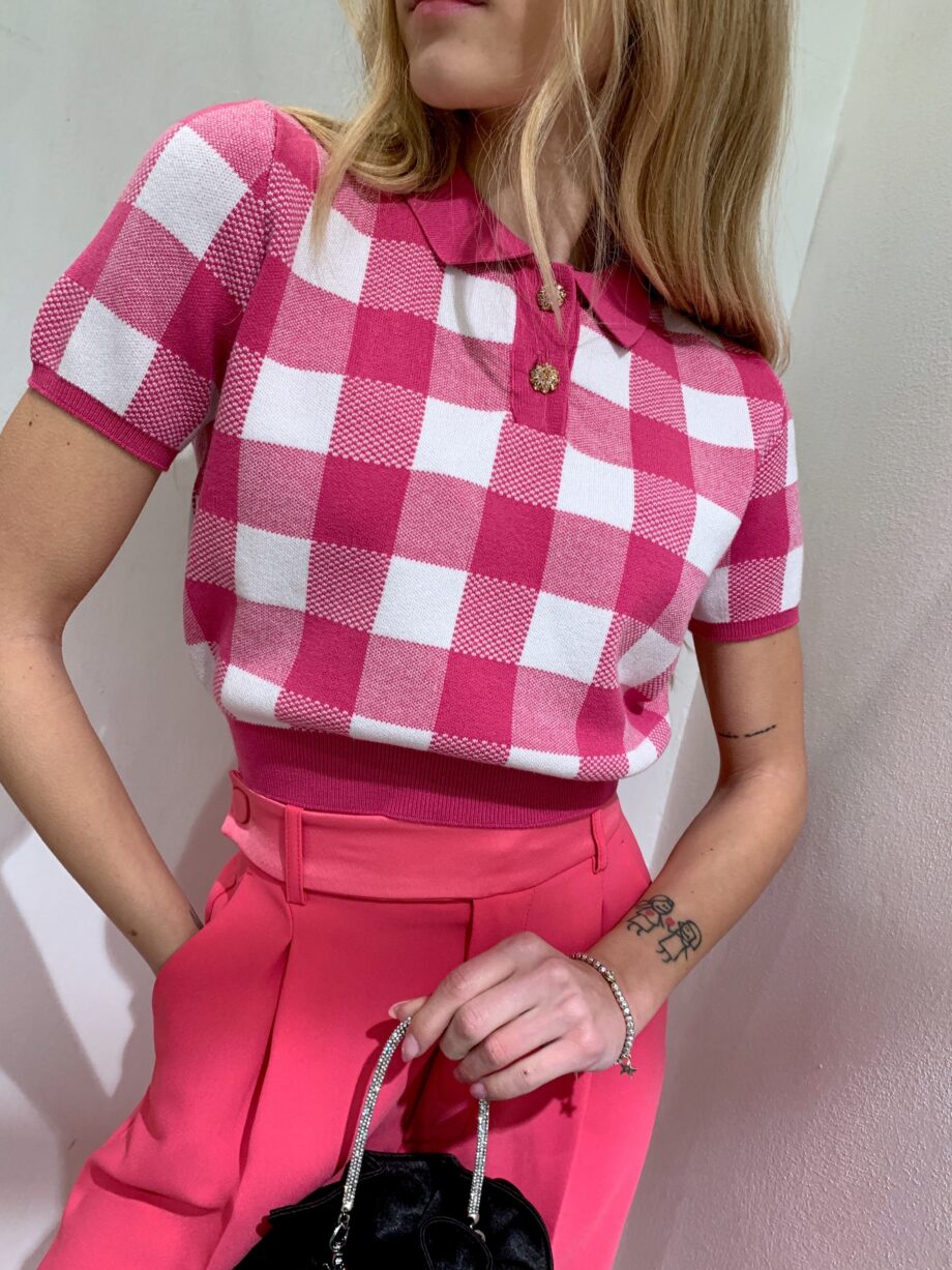 Shop Online Maglia polo crop a quadri bianco e fucsia Vicolo