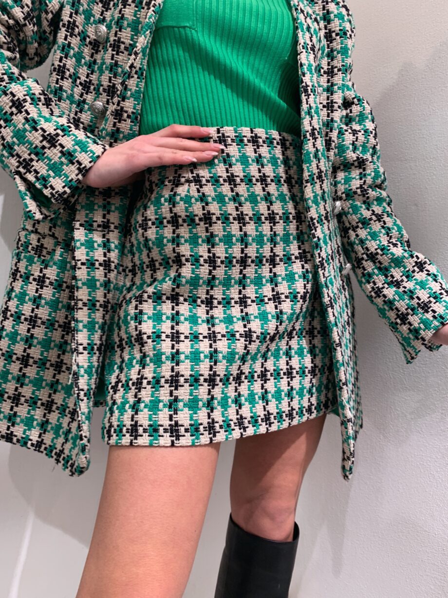 Shop Online Minigonna in tweed verde e panna Vicolo