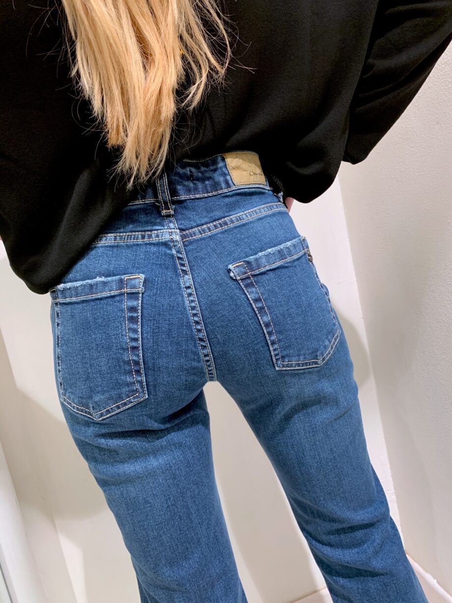 Shop Online Jeans scuro a zampetta sfrangiato Souvenir