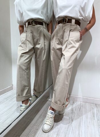Shop Online Pantalone beige ampio con cintura Souvenir
