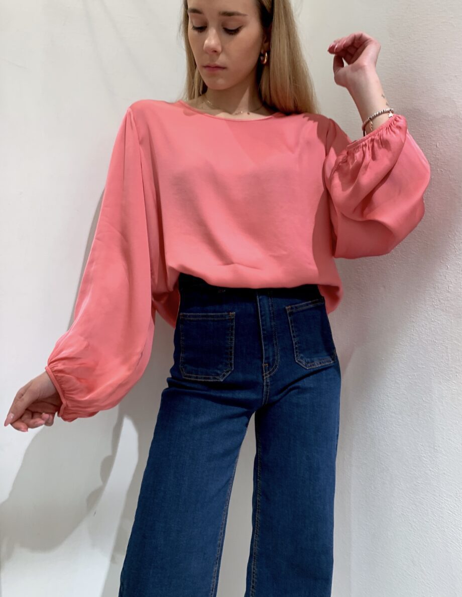 Shop Online Blusa in raso rosa maniche palloncino Have One