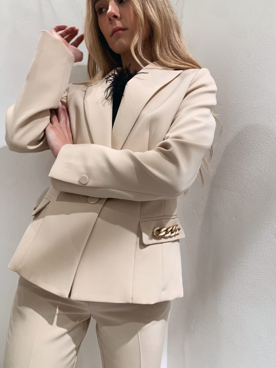 Shop Online Blazer beige con morsetti Vicolo