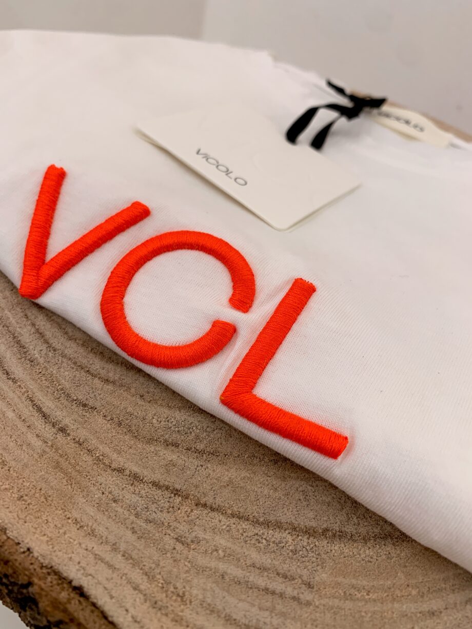 Shop Online T-shirt bianca con logo arancio VCL Vicolo