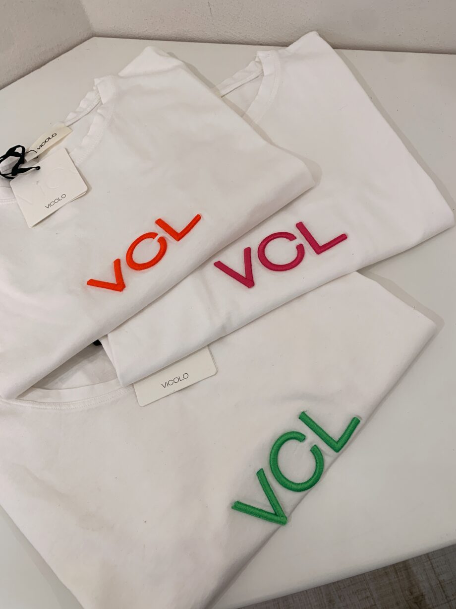 Shop Online T-shirt bianca con logo arancio VCL Vicolo