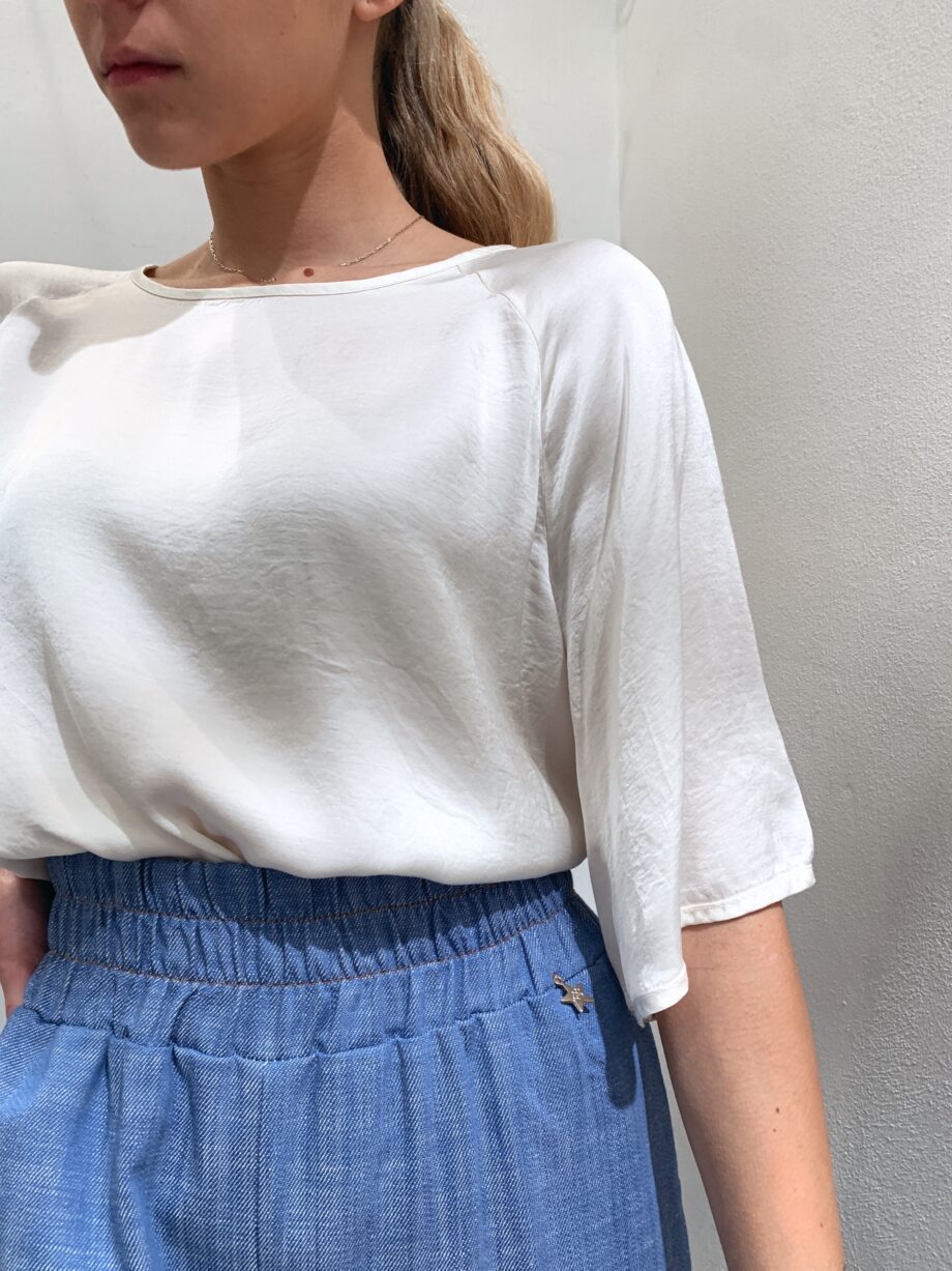 Shop Online Blusa in raso mezza manica panna Souvenir