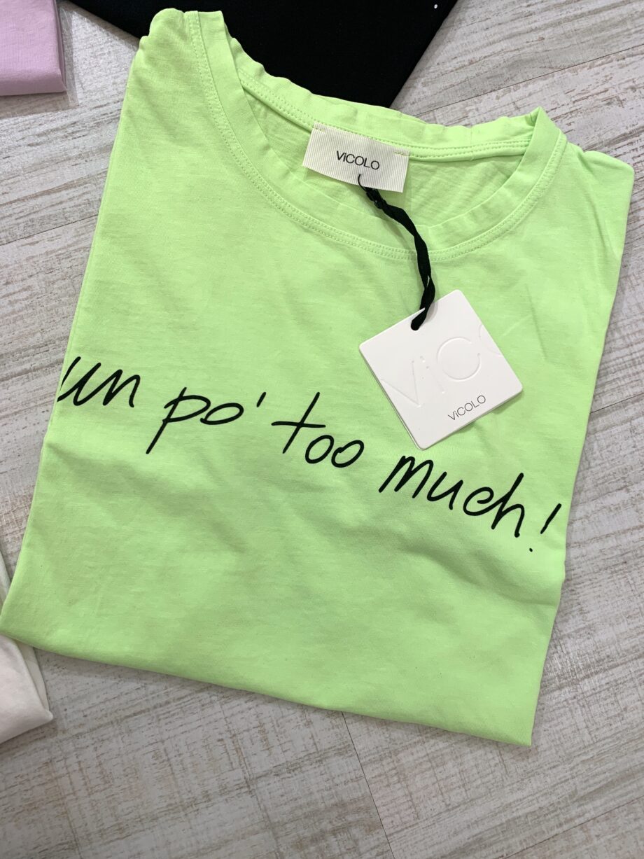 Shop Online T-shirt lilla con scritta nera Vicolo