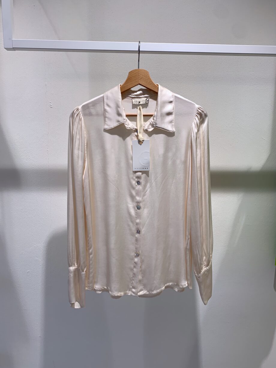 Shop Online Camicia in raso panna manica sbuffo Have One