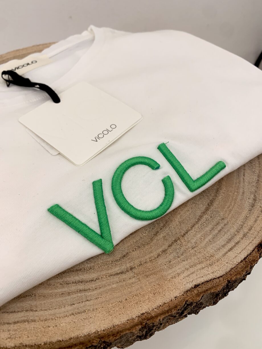 Shop Online T-shirt bianca con logo verde VCL Vicolo