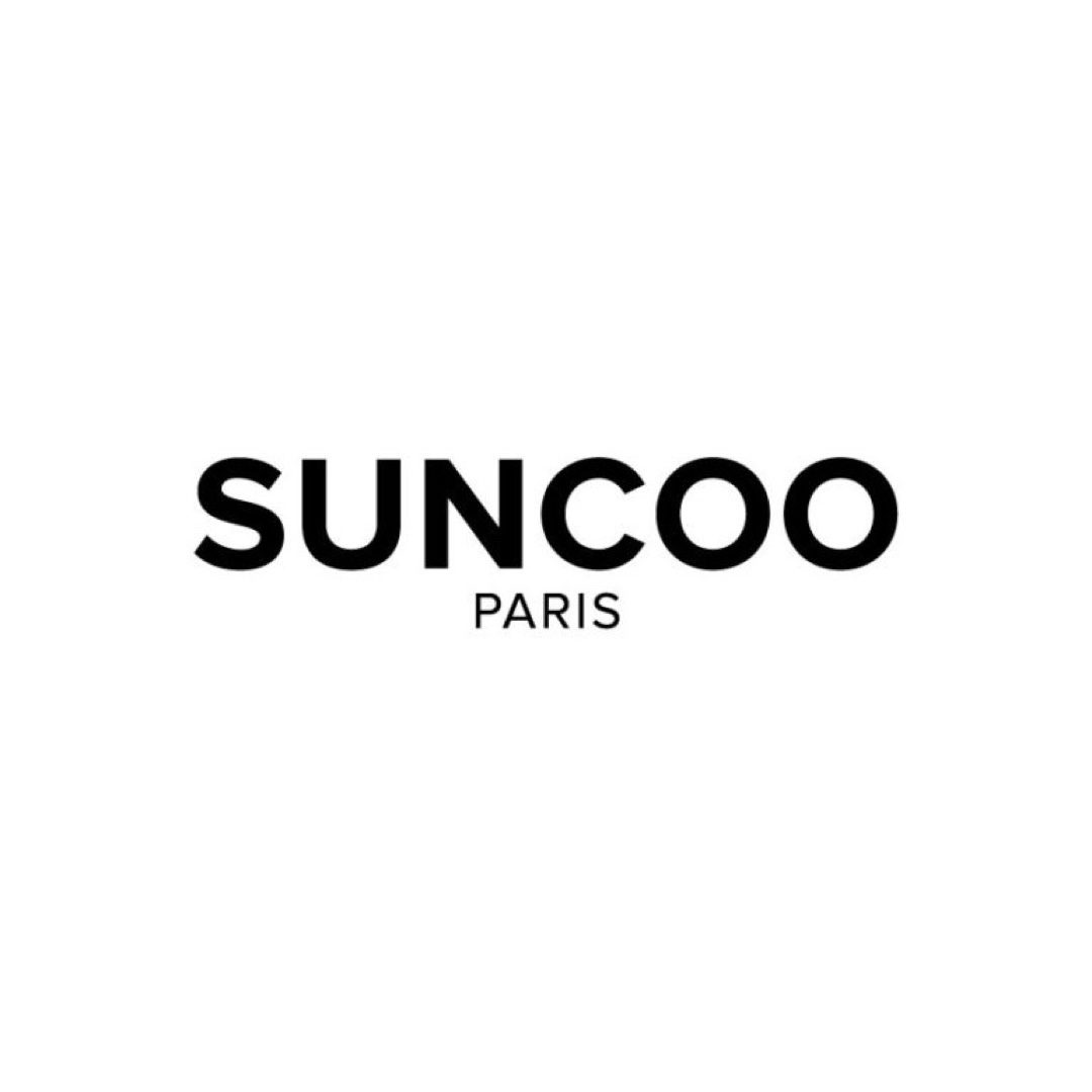 Shop Online T-shirt over nera con stampa scritta Suncoo