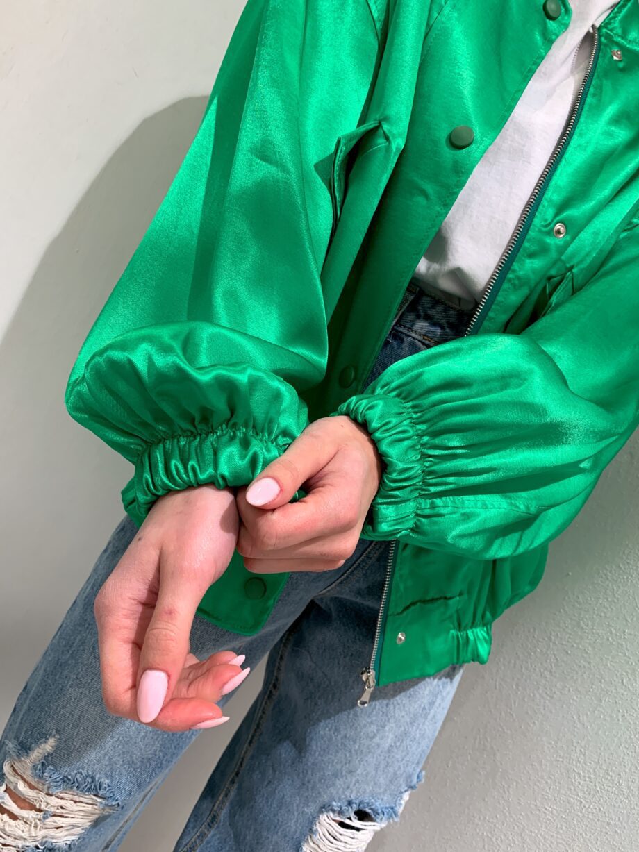 Shop Online Bomber leggero in raso verde Have One