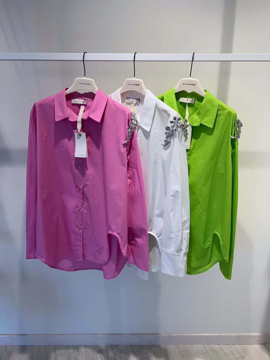 Shop Online Camicia over verde acido con spilla diamanti HaveOne