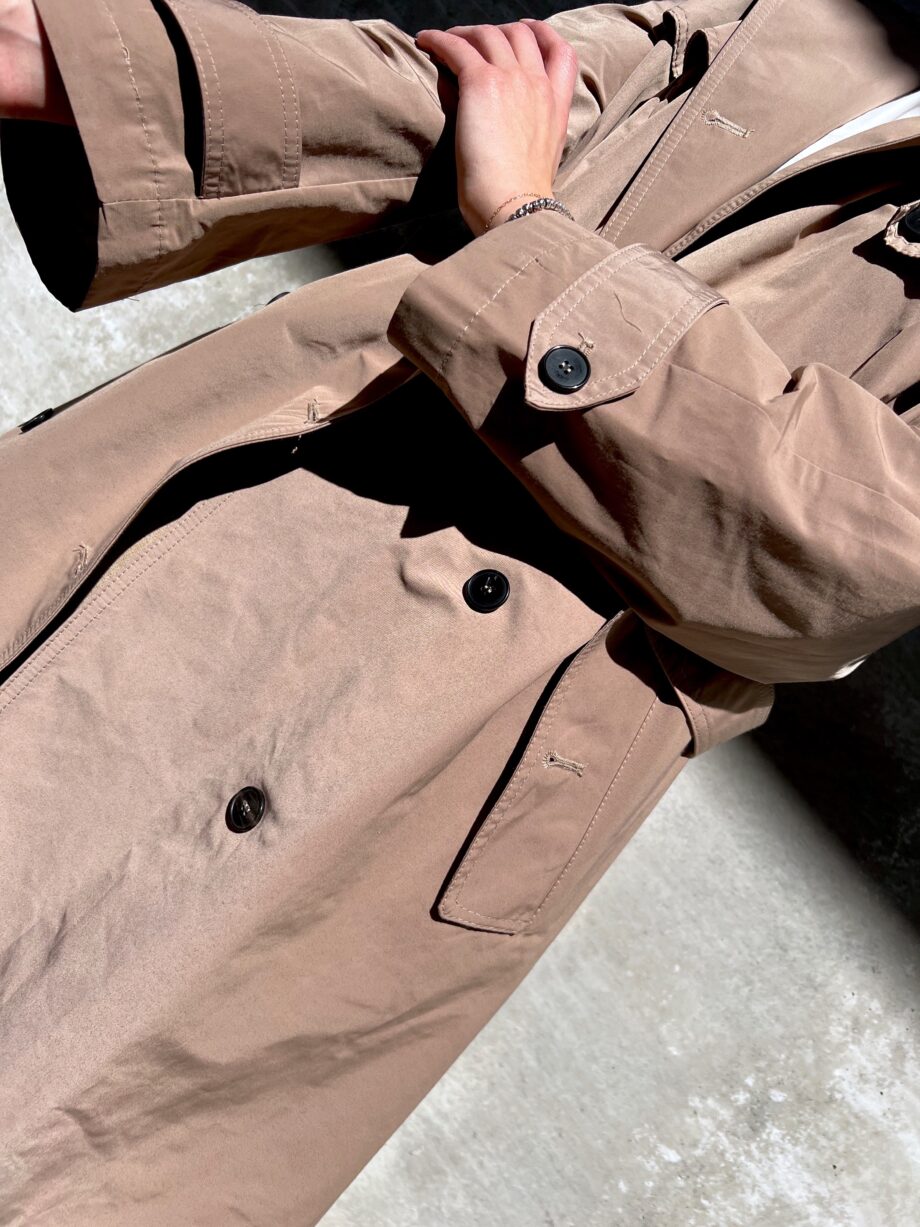 Shop Online Trench lungo beige doppiopetto Vicolo