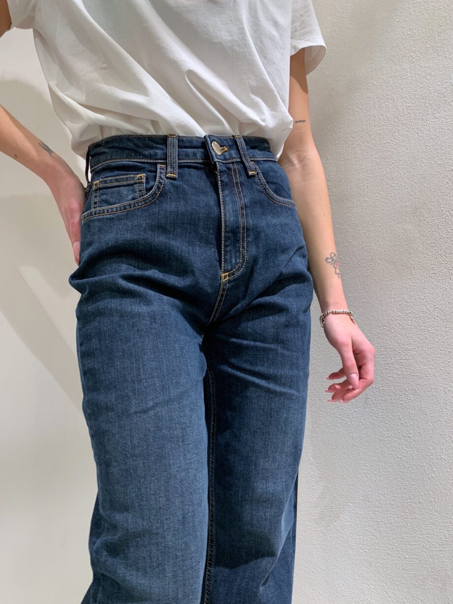 Shop Online Jeans scuro morbido con rovescia Vicolo