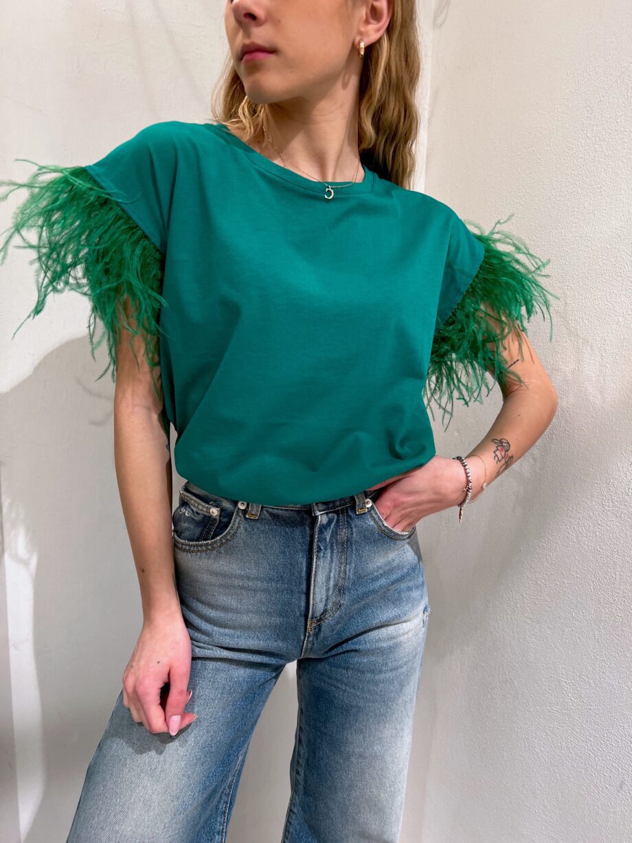 Shop Online T-shirt verde con piume maniche Vicolo
