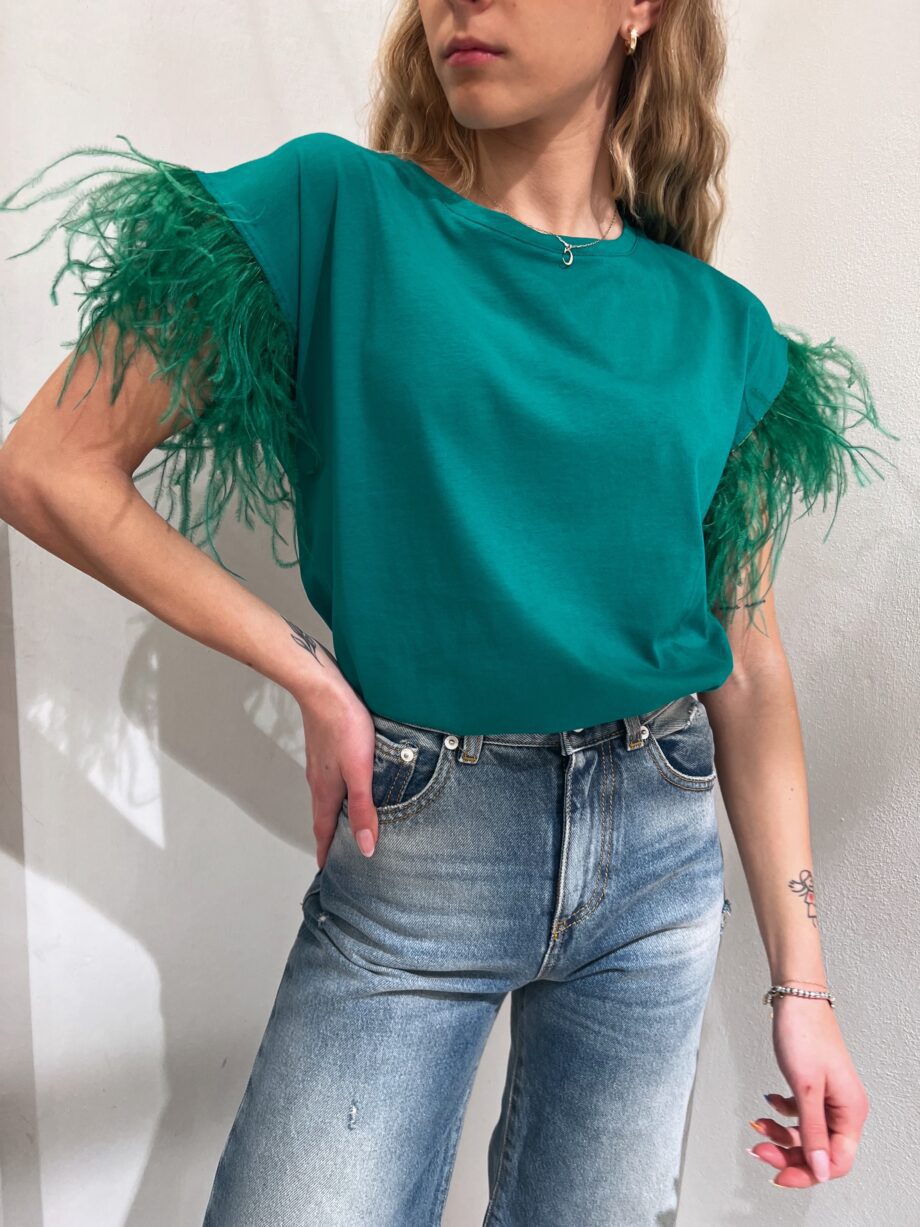 Shop Online T-shirt verde con piume maniche Vicolo