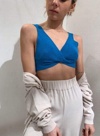 Shop Online Top crop turchese con intreccio So Allure