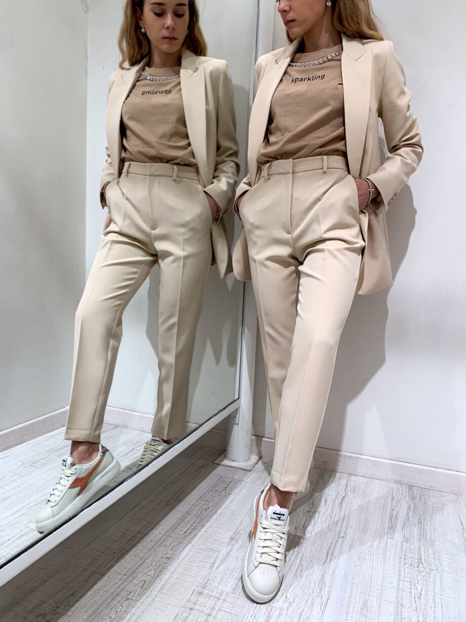 Shop Online Pantalone a sigaretta piega beige Vicolo