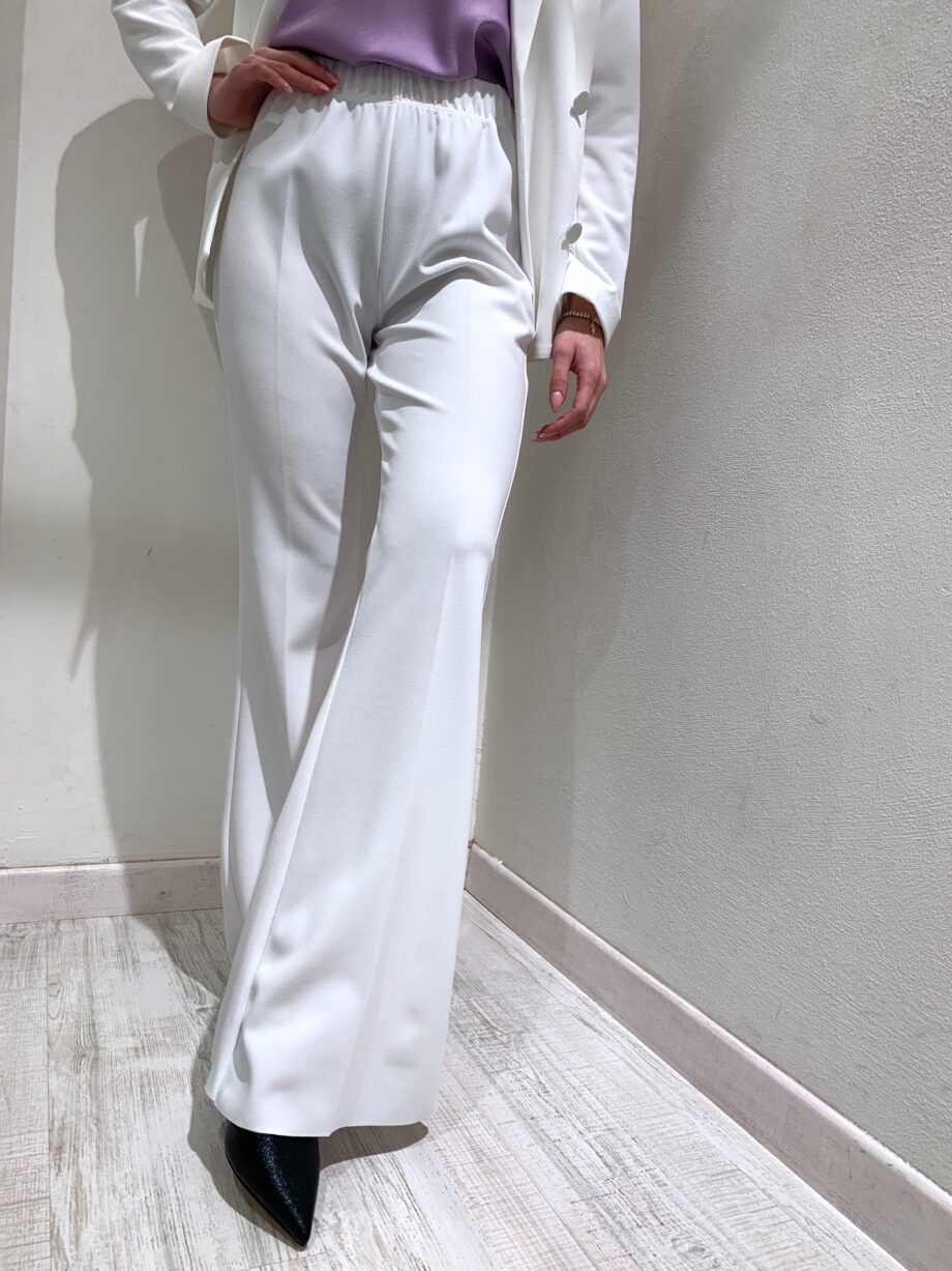 Shop Online Pantalone a zampa elasticizzato bianco Vicolo