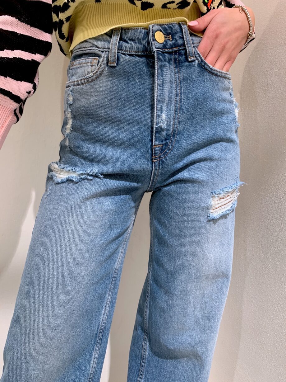 Shop Online Jeans palazzo con rotture e patch Dimora