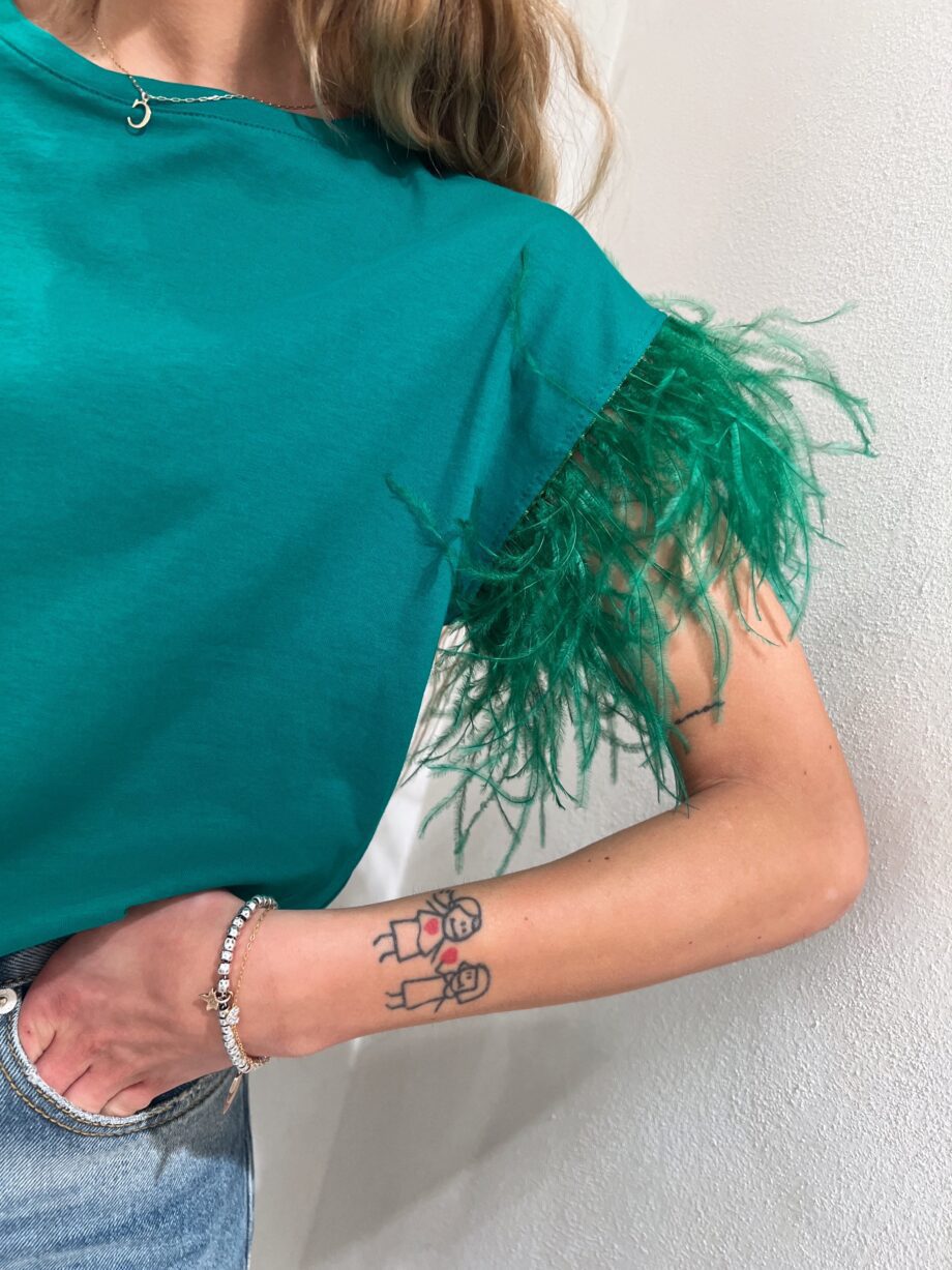 Shop Online T-shirt verde con piume maniche Vicolo