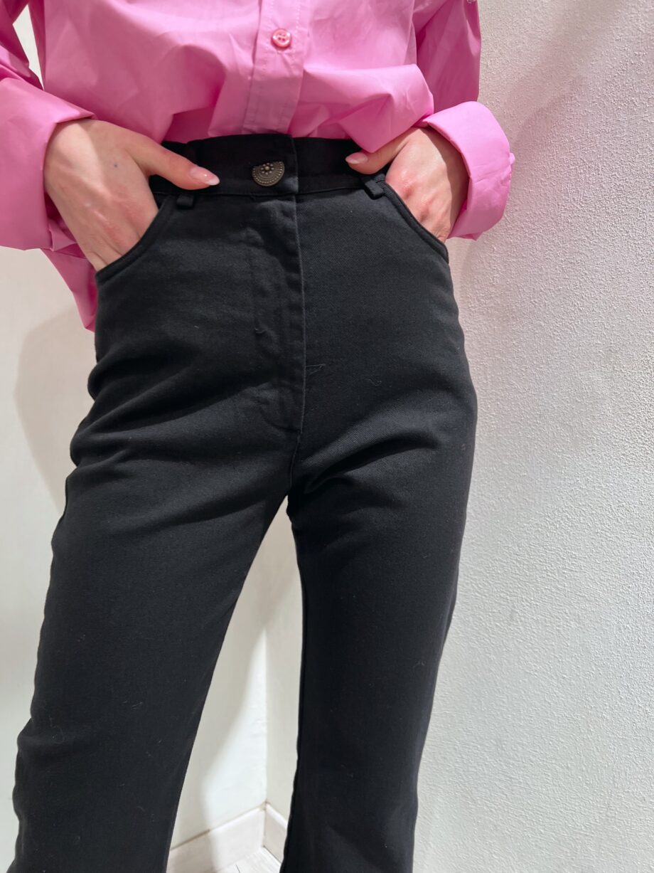 Shop Online Jeans nero a zampetta con piume sul fondo HaveOne