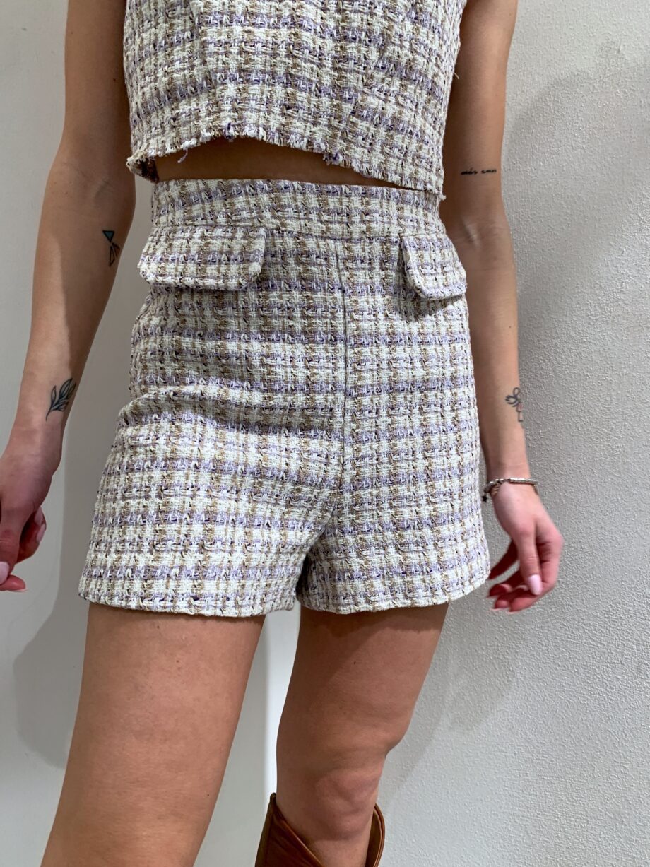 Shop Online Short in tweed panna e lilla So allure