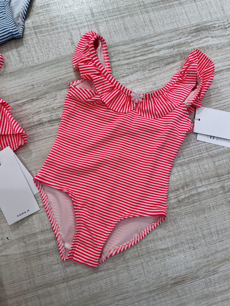 Costume intero a righe rosse Name It Shop Online Costume intero a righe rosse Name It