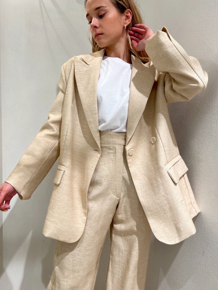 Shop Online Blazer over monopetto in lino beige Have One