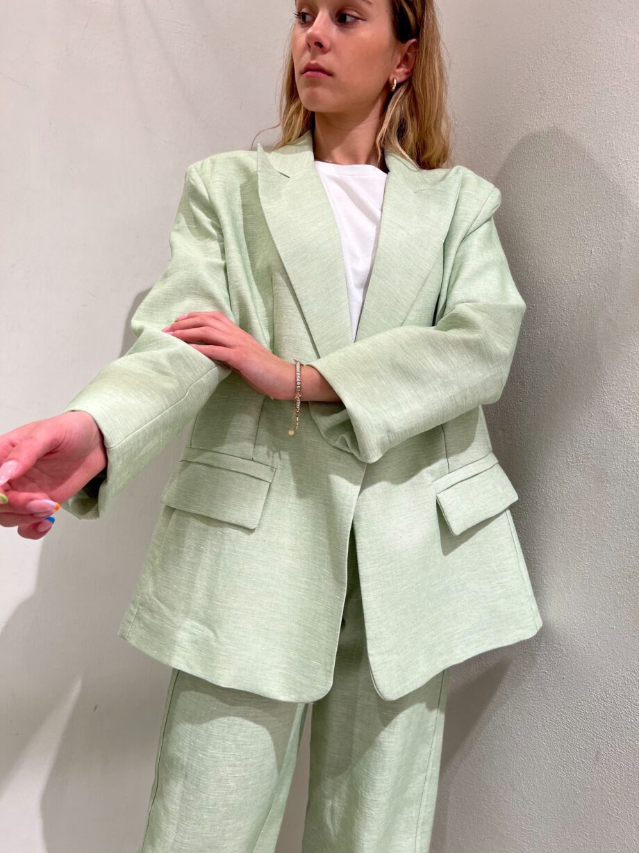 Shop Online Blazer over monopetto in lino menta Have One