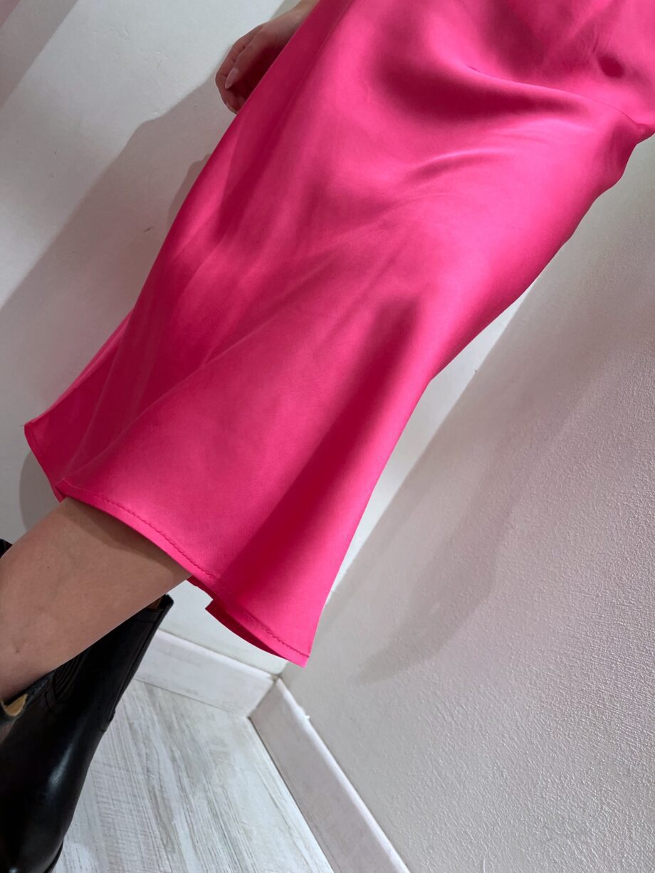 Shop Online Longuette in raso fucsia Vicolo