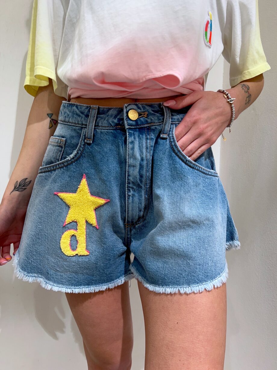 Shop Online Short in jeans a campanella Dimora
