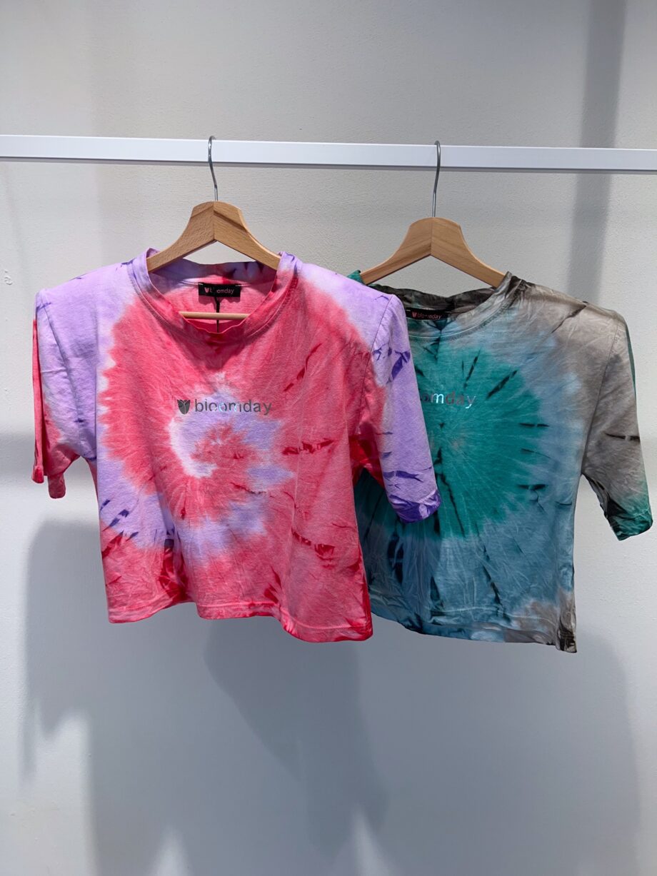 Shop Online T-shirt crop tie dye azzurra e verde bloomday