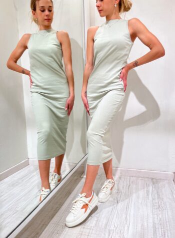 Shop Online Vestito lungo a costine aderente verde salvia Vero Moda