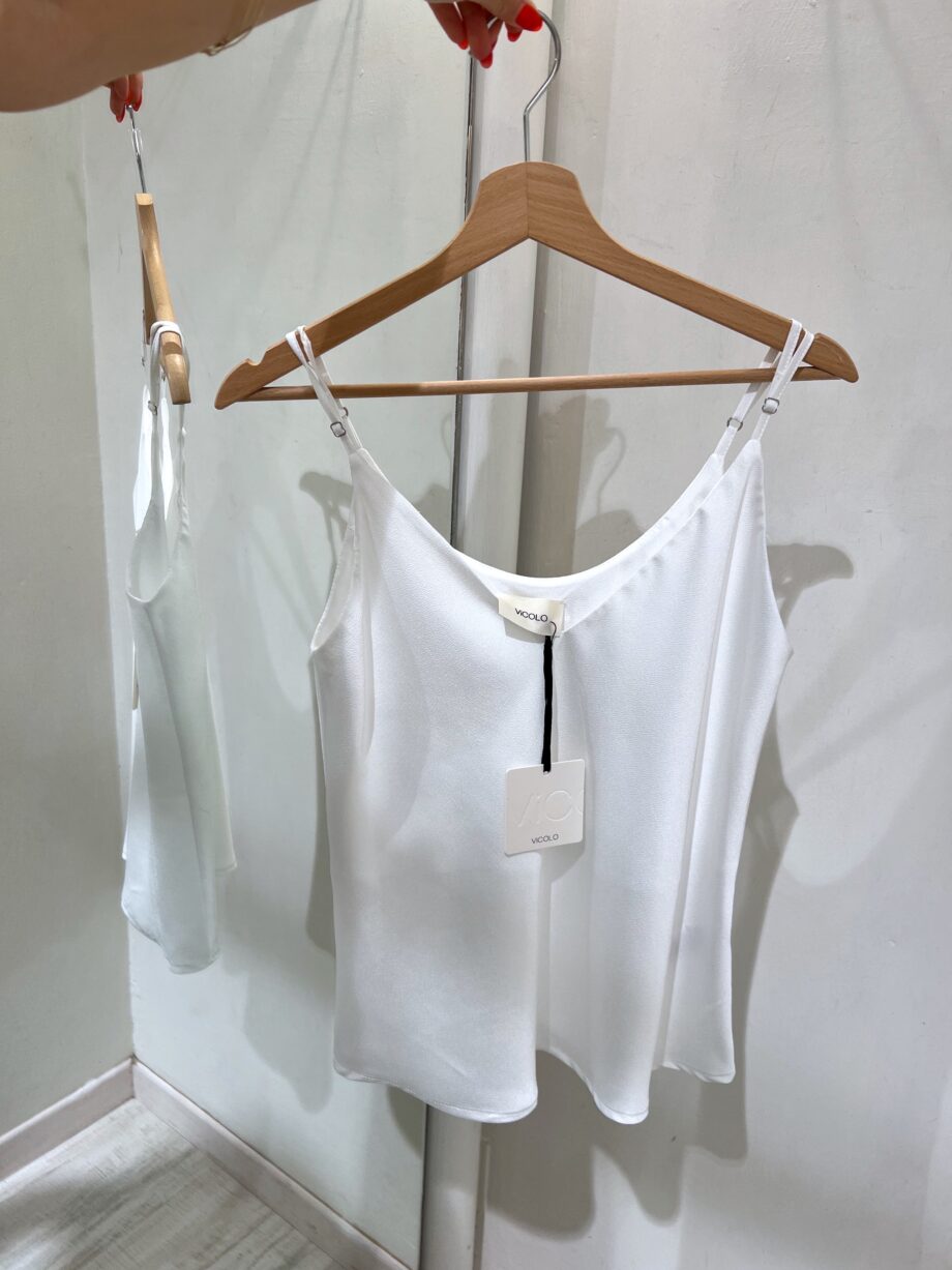 Shop Online Top in raso basic bianco spalline sottili Vicolo