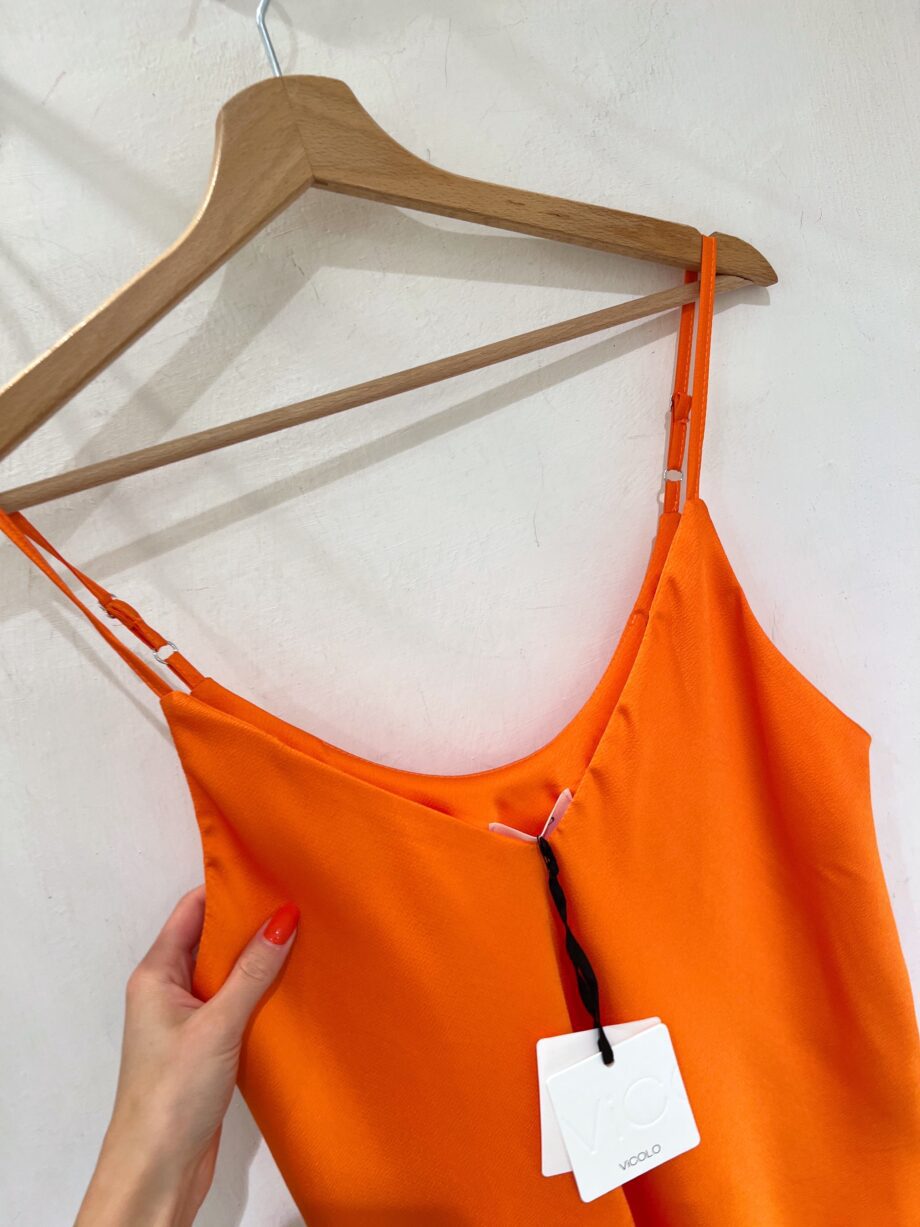 Shop Online Top in raso basic arancio spalline sottili Vicolo