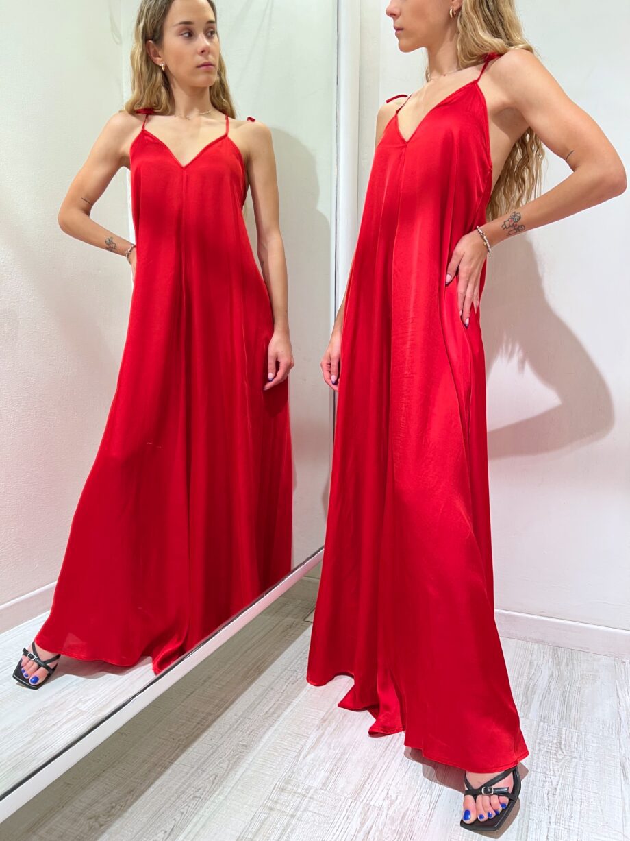 Shop Online Vestito lungo rosso in raso incrocio schiena Vicolo